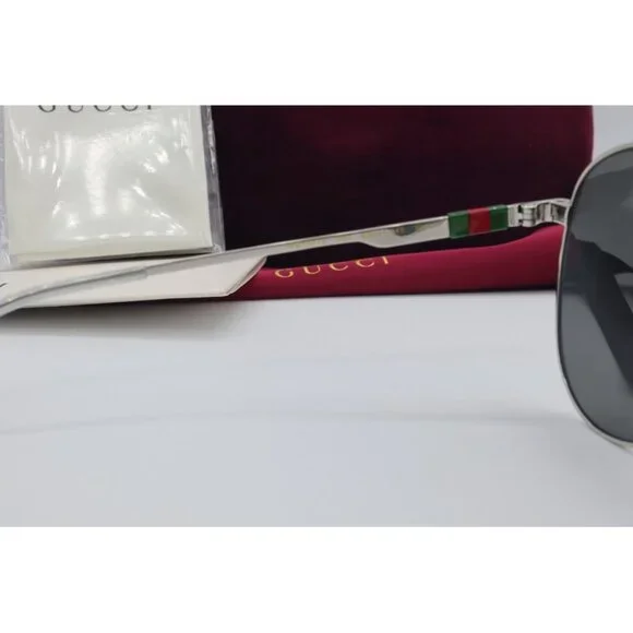 Gucci GG G1098S 004 Aviator Silver Sunglasses Gray Lenses 62mm - Picture 6 of 8